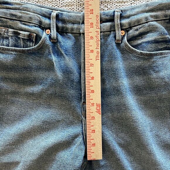 Good American GOOD CURVE STRAIGHT FRAY HEM JEANS GCSFH127T BLUE313 Size 8/29 - Picture 9 of 11